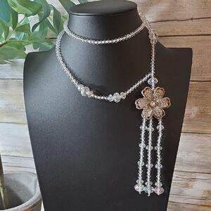 Elegant Crystal Flower Necklace